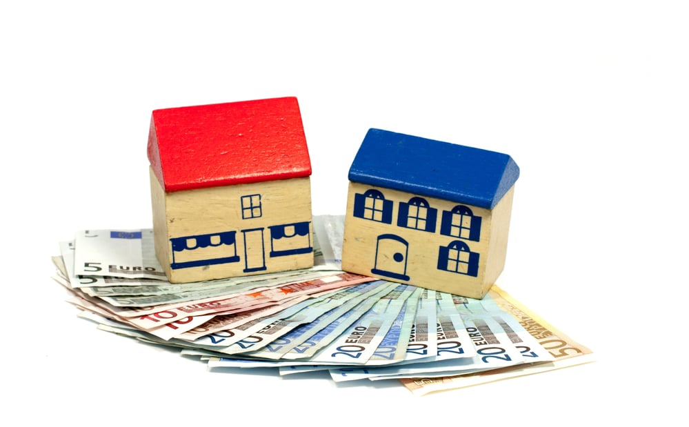 Immobilienkäufer und Bauherren sollten die Finanzierungskonditionen vergleichen. Foto ©Purple¬_Queue depositphotos